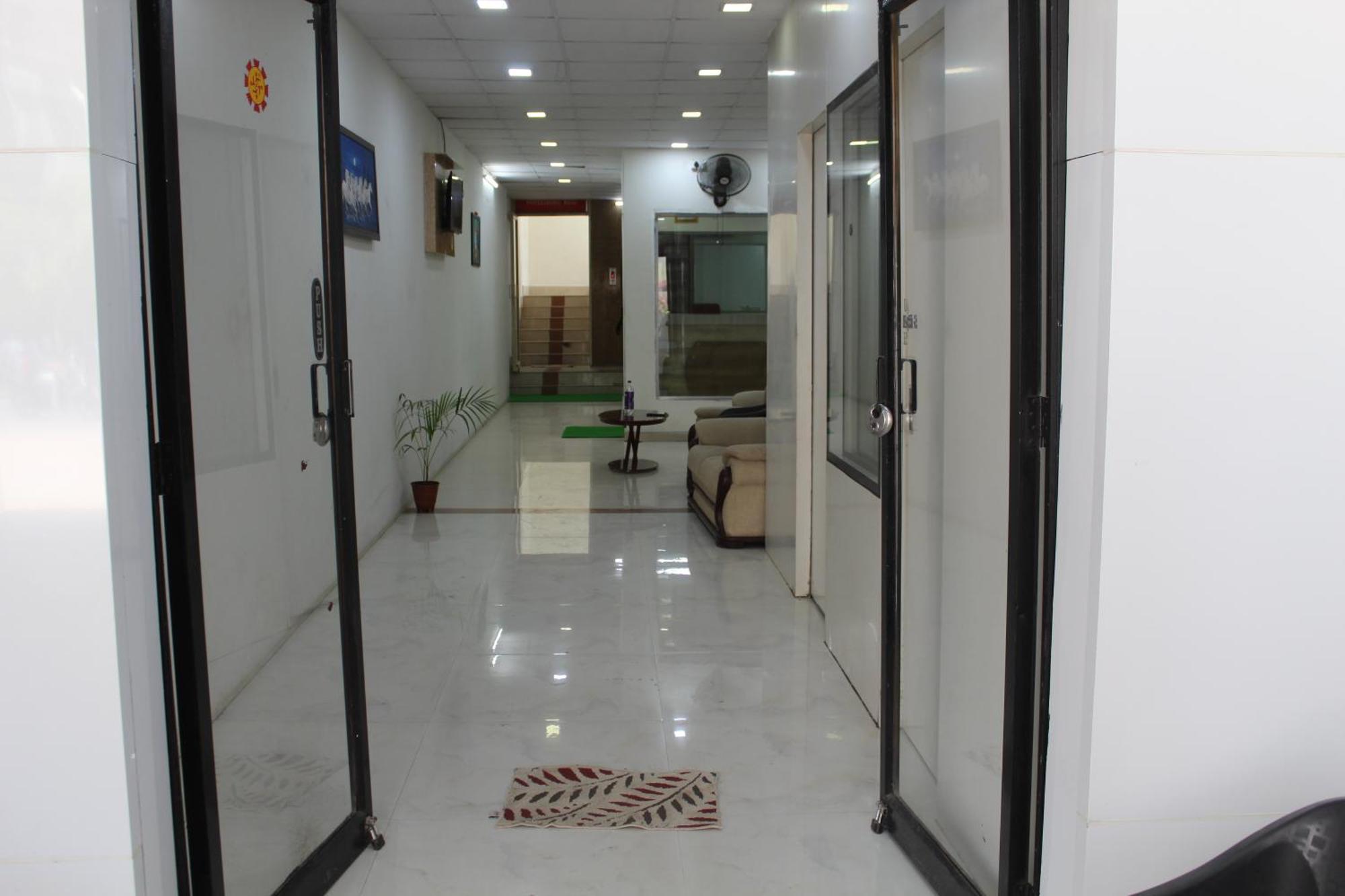 Hotel Skylark فابي المظهر الخارجي الصورة